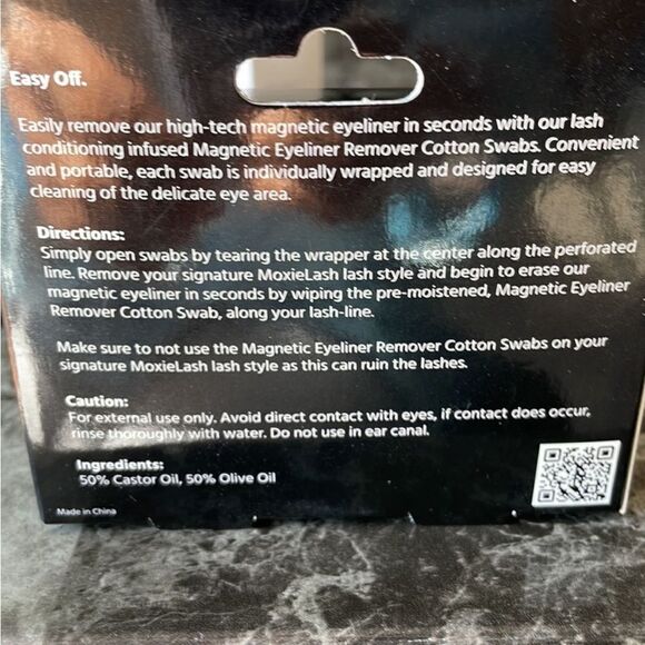 “Happy Kit” by MoxieLash with 30 count Magnetic eyeliner removal swabs - Picture 6 of 8